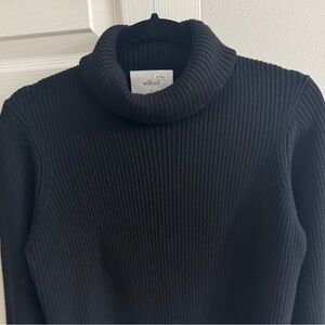 Aritzia Wilfred Rebecca Black Cropped Turtleneck Sweater